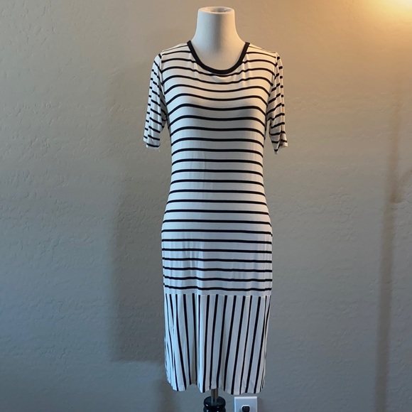 Lularoe dress size Medium - Picture 1 of 8